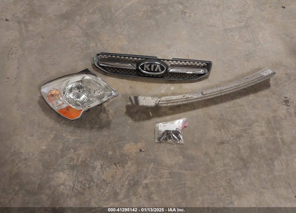 2009 KIA SPORTAGE EX V6 VIN: KNDJE723097558182