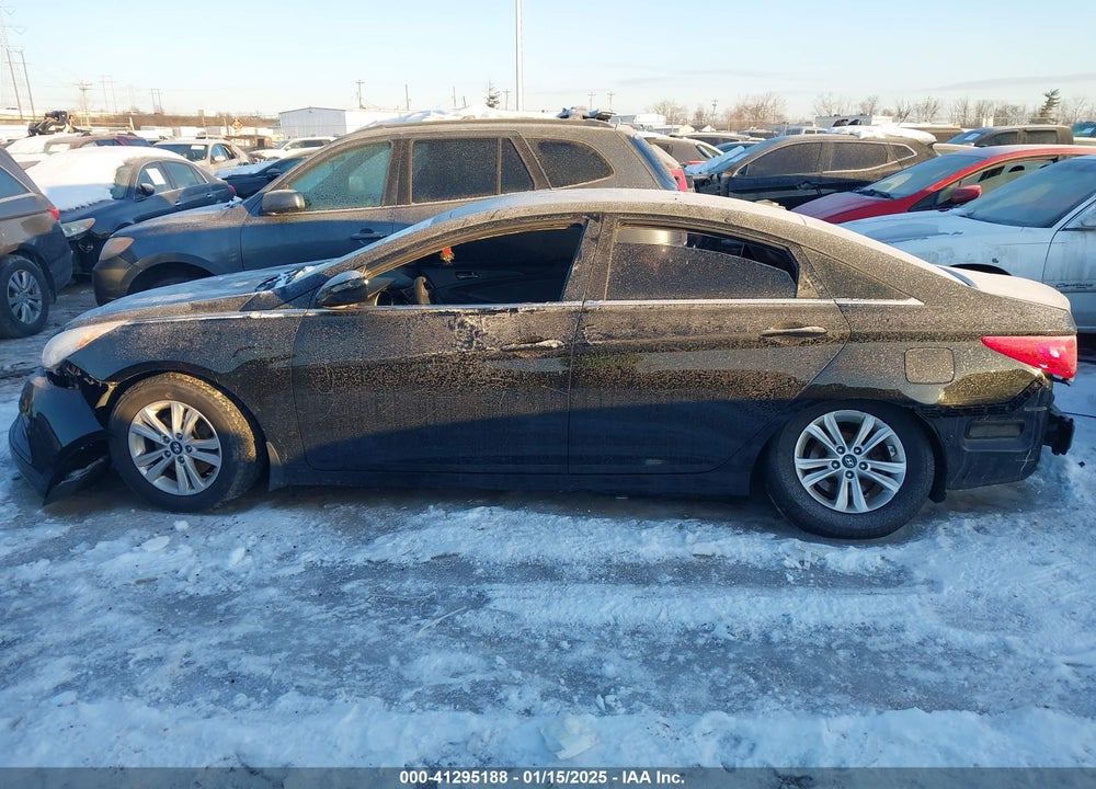2013 HYUNDAI SONATA GLS VIN: 5NPEB4AC5DH734349