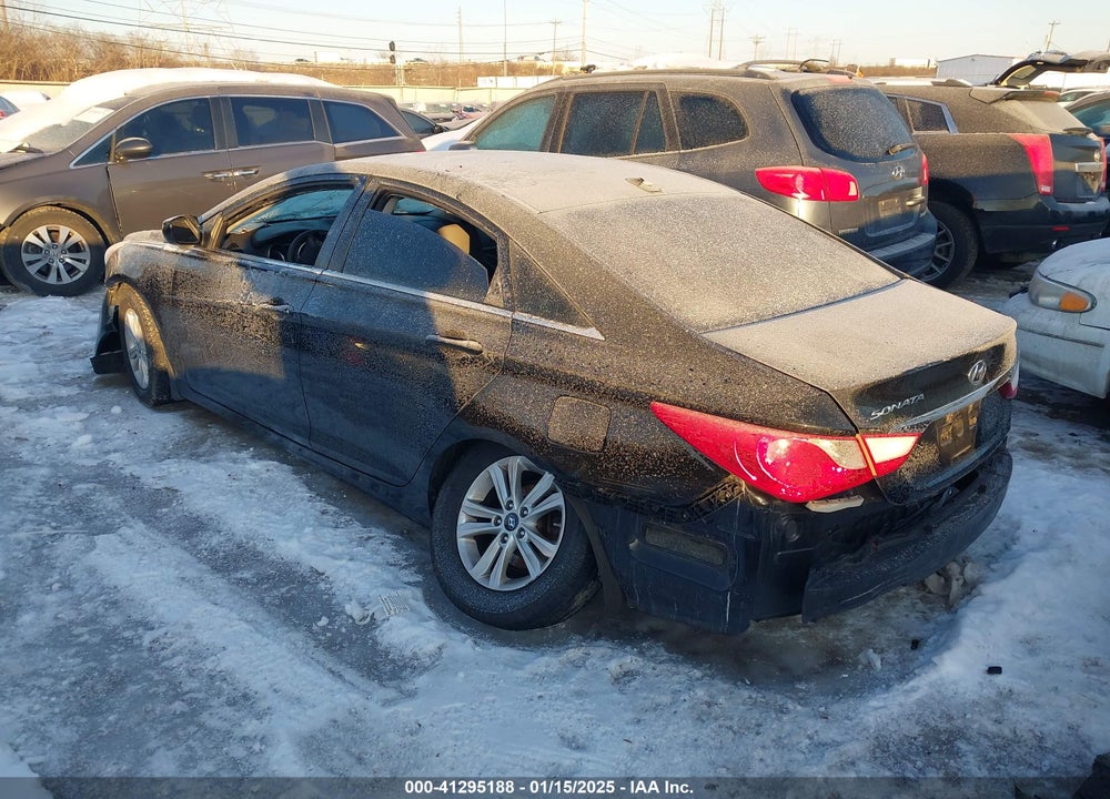 2013 HYUNDAI SONATA GLS VIN: 5NPEB4AC5DH734349