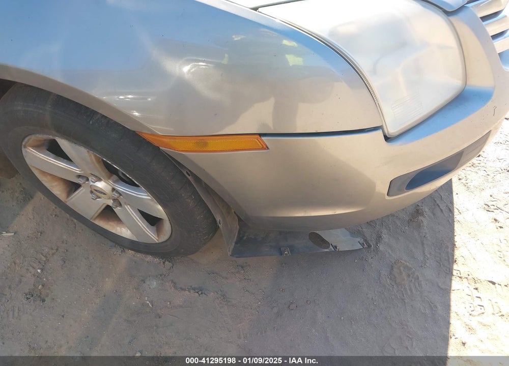 2008 FORD FUSION VIN: 3FAHP07188R127318