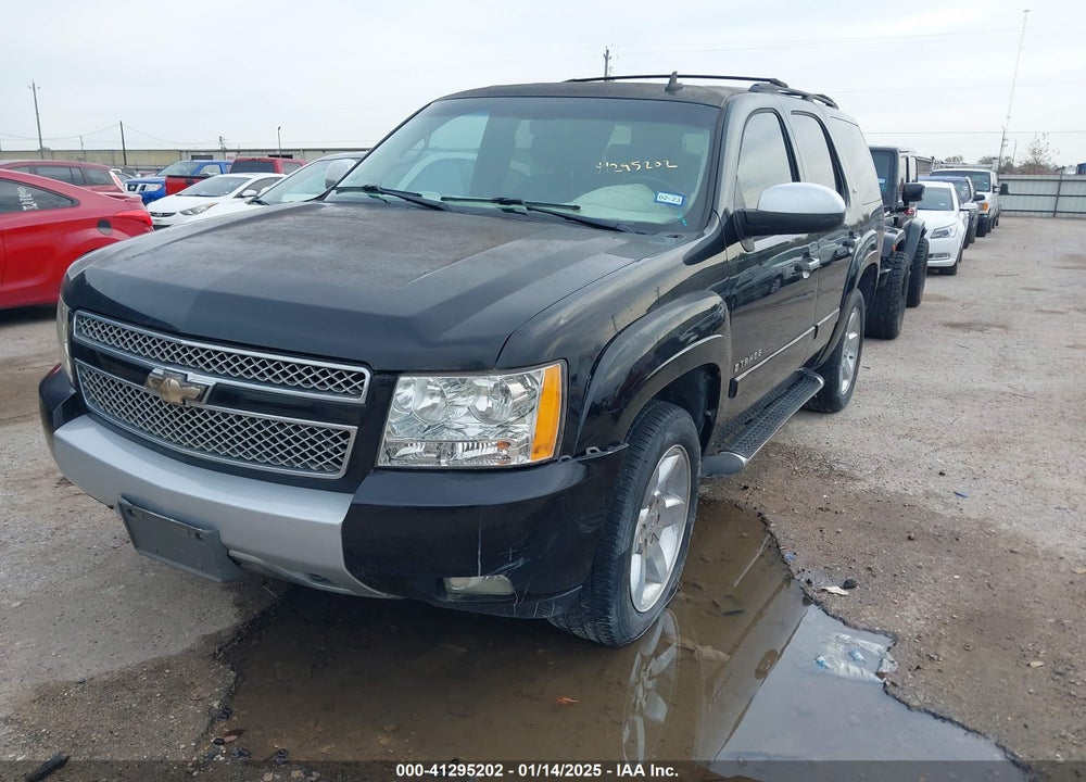 2008 CHEVROLET TAHOE LT VIN: 1GNFC13068R250019