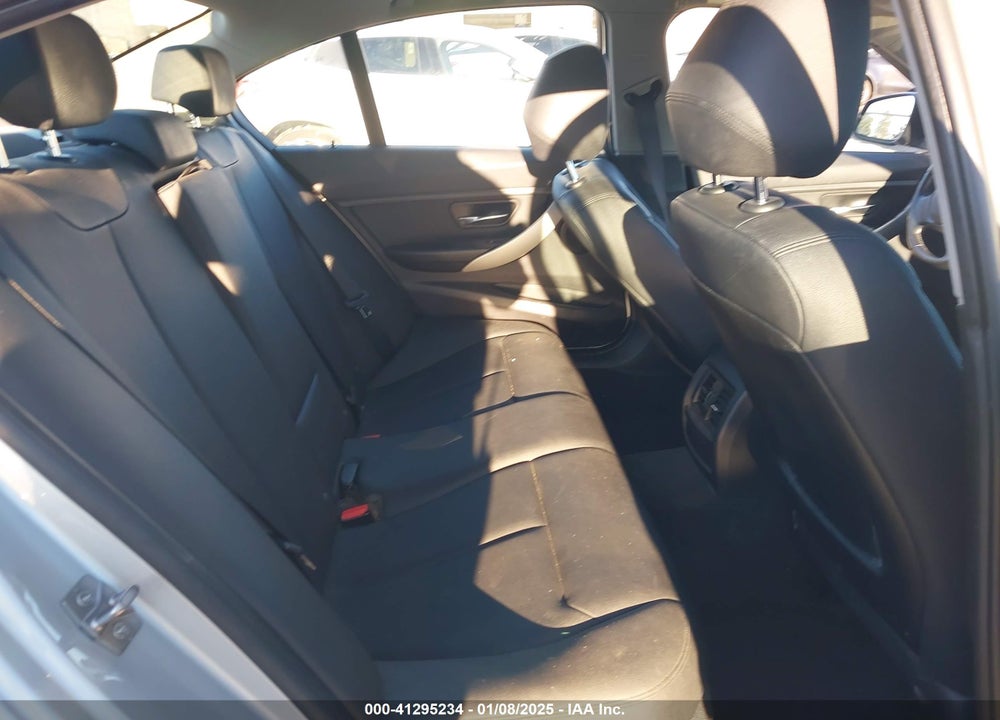 2013 BMW 320I VIN: WBA3B1C53DK129703