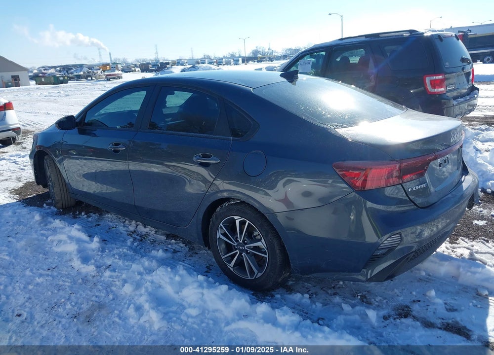 2024 KIA FORTE VIN: 3KPF24AD8RE773123