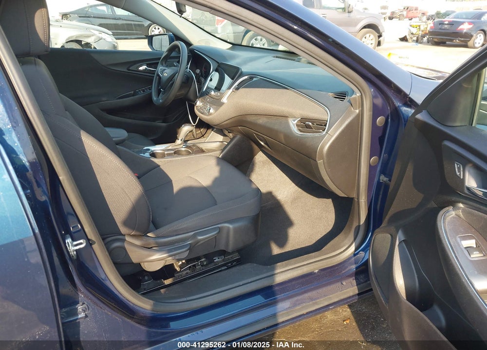 2019 CHEVROLET MALIBU VIN: 1G1ZD5ST9KF141853