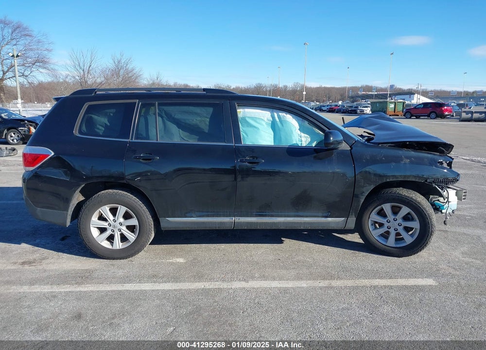 2013 TOYOTA HIGHLANDER VIN: 5TDBK3EH4DS256115
