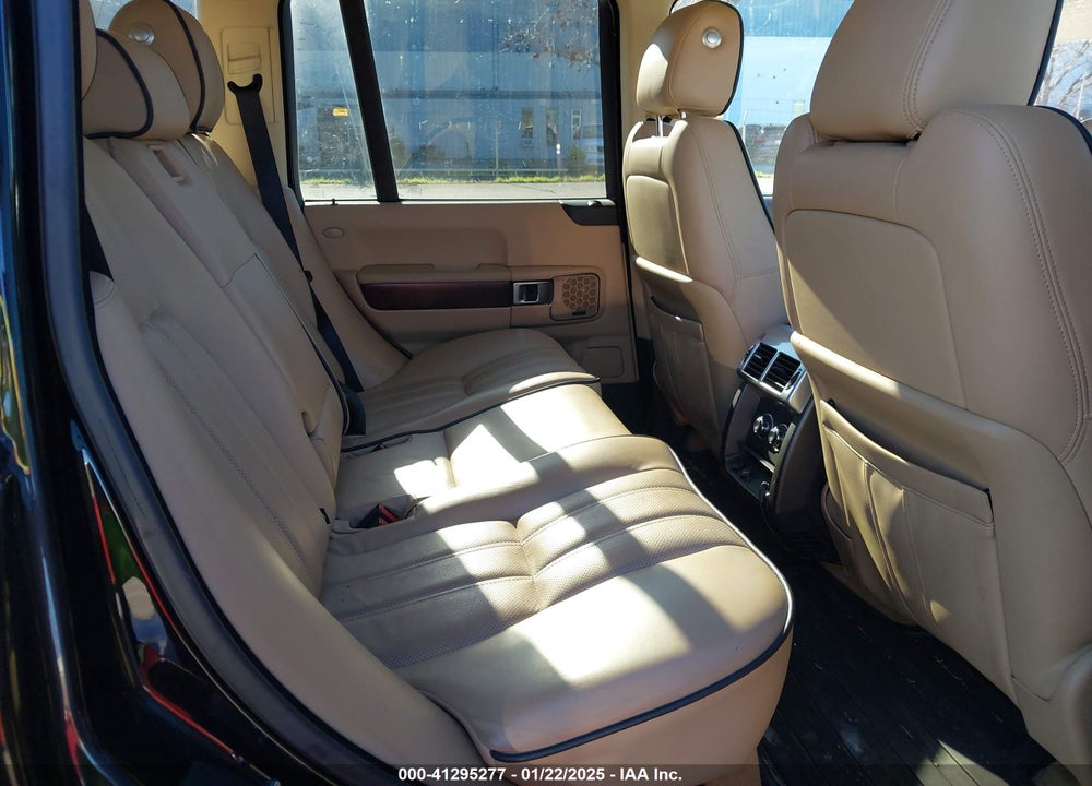 2011 LAND ROVER RANGE ROVER HSE VIN: SALMF1D48BA329831
