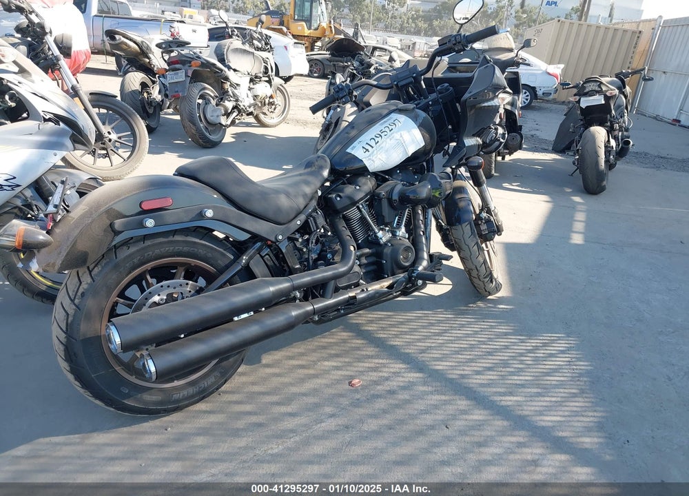 2024 HARLEY-DAVIDSON FXLRST VIN: 1HD1YXZ24RB038020