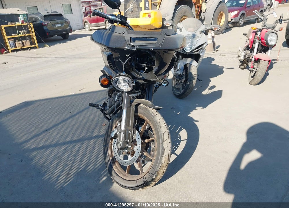 2024 HARLEY-DAVIDSON FXLRST VIN: 1HD1YXZ24RB038020