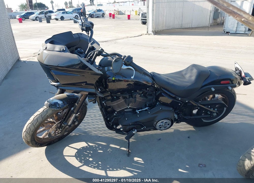 2024 HARLEY-DAVIDSON FXLRST VIN: 1HD1YXZ24RB038020