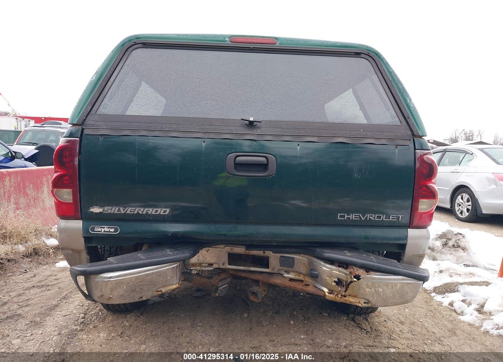 2003 CHEVROLET SILVERADO 1500 LS VIN: 2GCEK19VX31141445