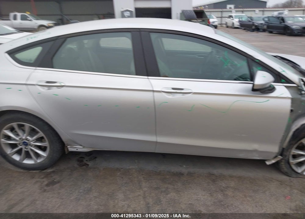 2017 FORD FUSION VIN: 3FA6P0H74HR416299