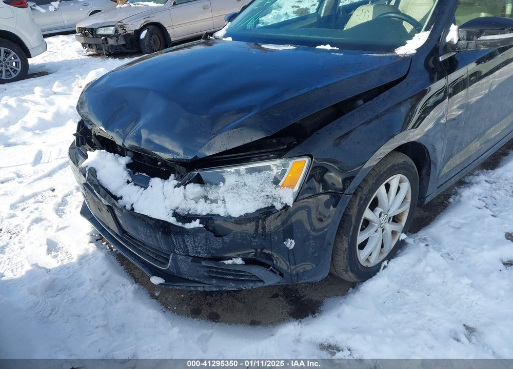 2013 VOLKSWAGEN JETTA 2.5L SE VIN: 3VWDP7AJ0DM355537