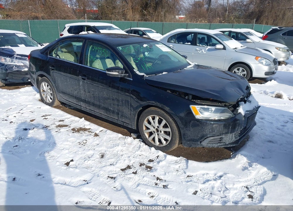 2013 VOLKSWAGEN JETTA 2.5L SE VIN: 3VWDP7AJ0DM355537