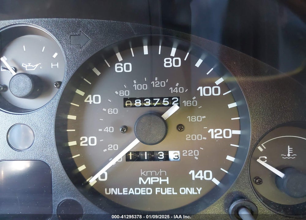 1996 MAZDA MX-5 MIATA VIN: JM1NA3531T0718037