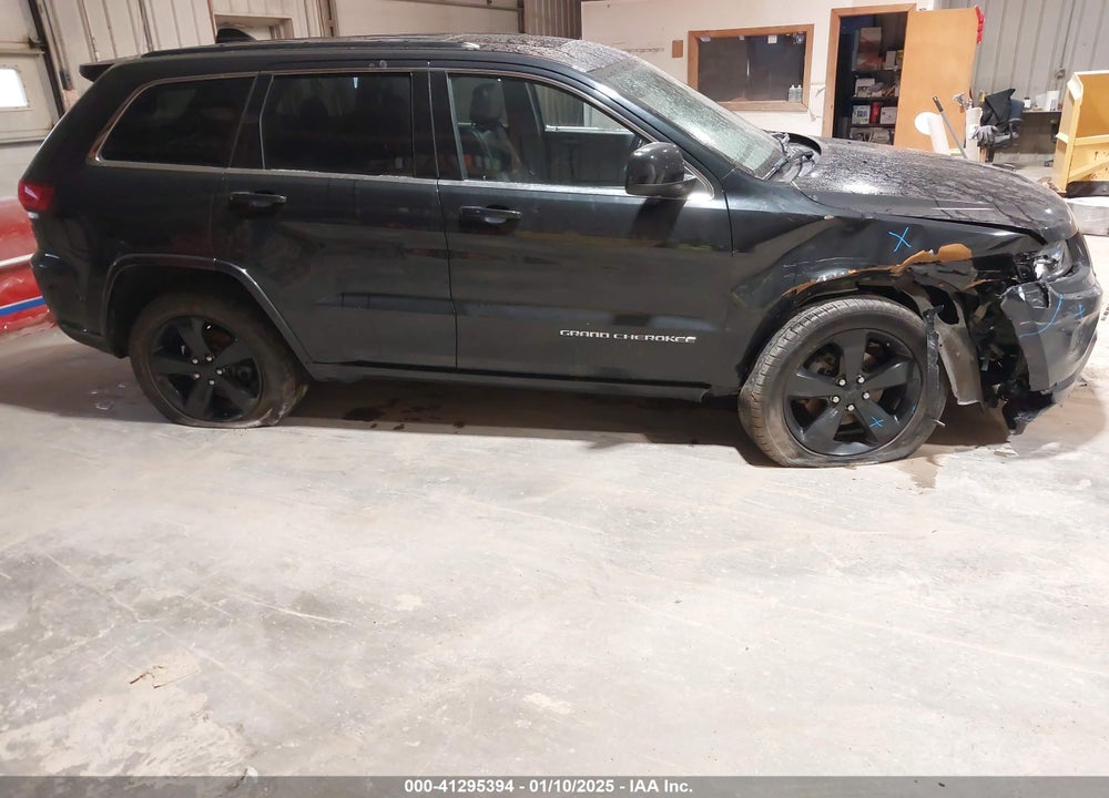 2015 JEEP GRAND CHEROKEE ALTITUDE VIN: 1C4RJFAG0FC181885