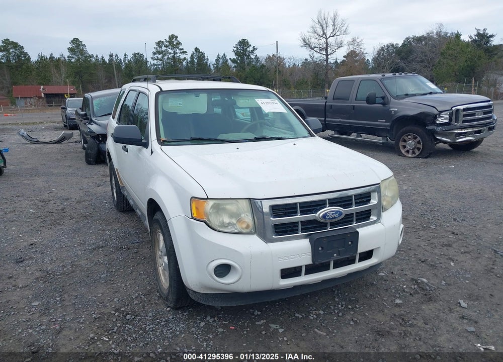 2010 FORD ESCAPE XLS VIN: 1FMCU0C70AKB03284