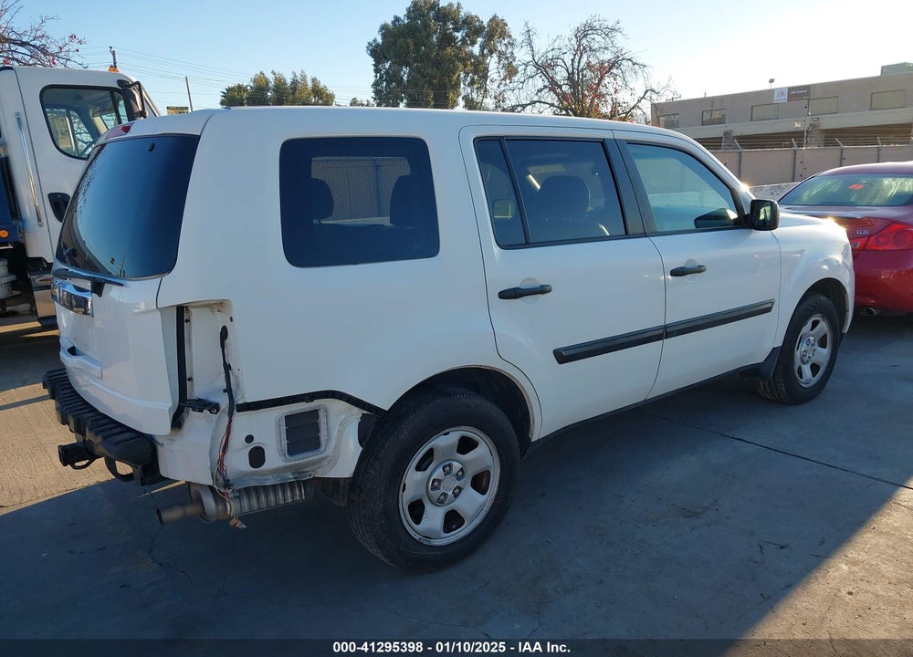 2012 HONDA PILOT LX VIN: 5FNYF3H26CB029680