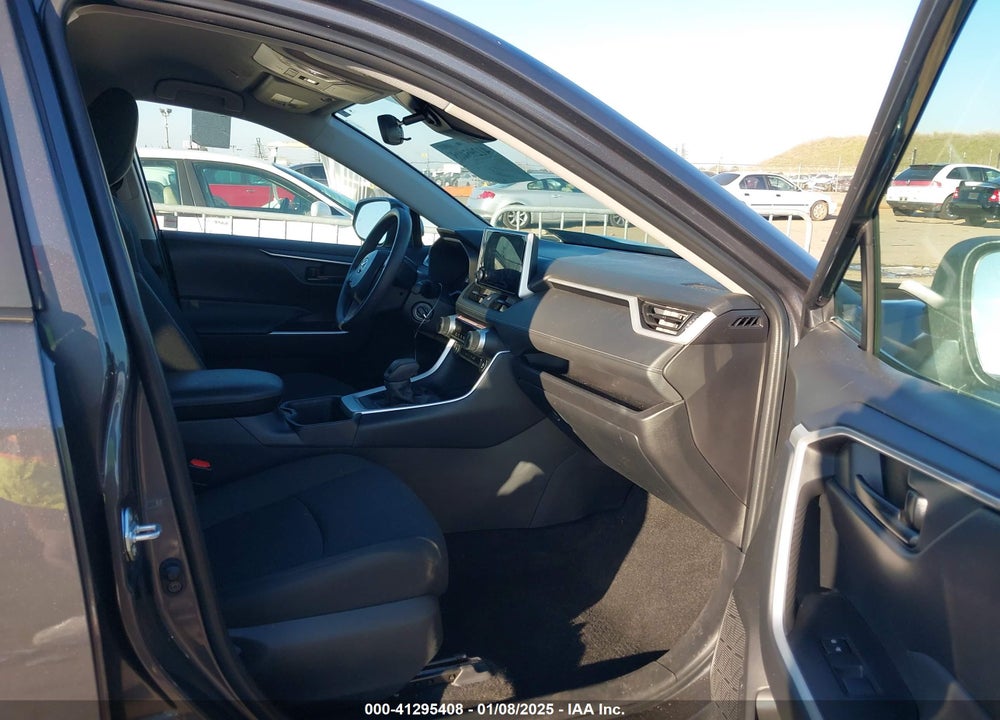 2024 TOYOTA RAV4 LE VIN: 2T3G1RFV6RW471744