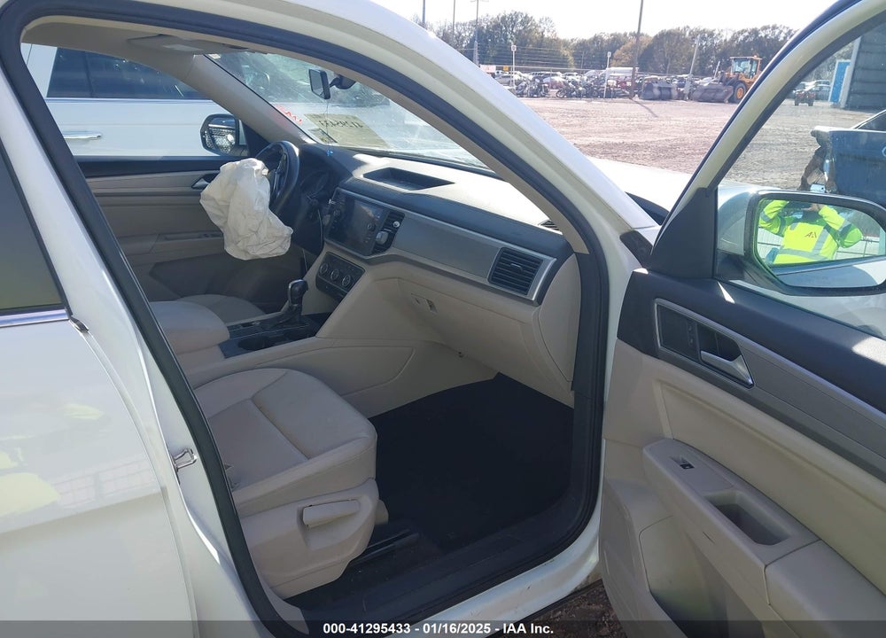 2018 VOLKSWAGEN ATLAS 3.6L V6 SE VIN: 1V2CR2CA8JC545817