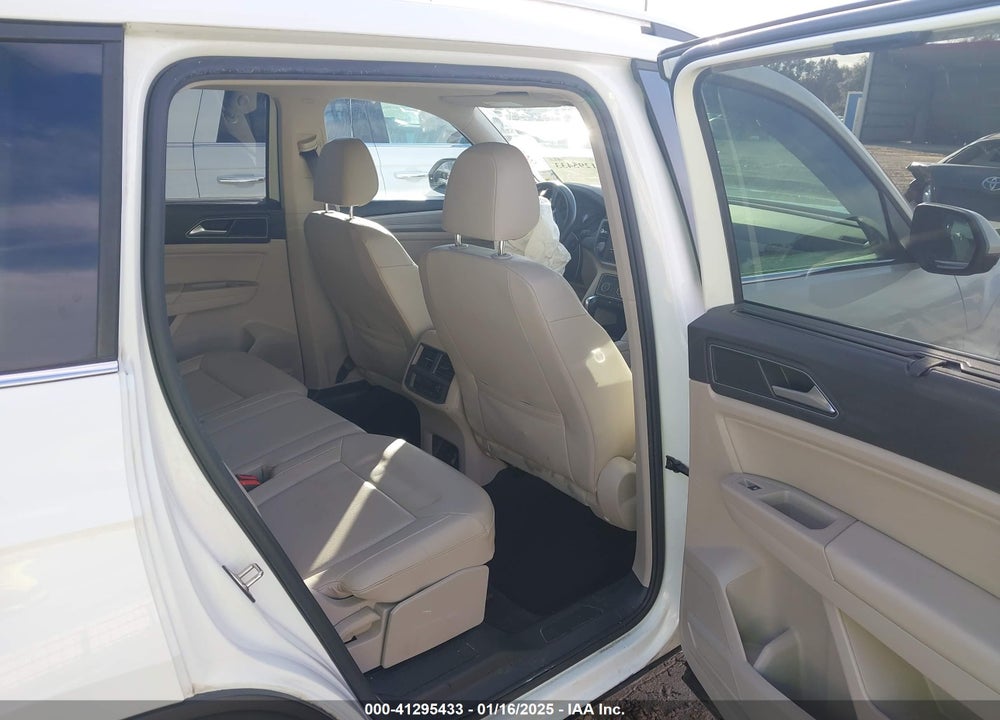 2018 VOLKSWAGEN ATLAS 3.6L V6 SE VIN: 1V2CR2CA8JC545817