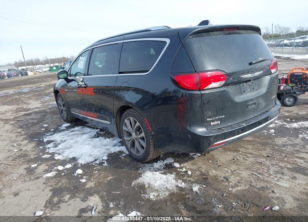 2019 CHRYSLER PACIFICA LIMITED VIN: 2C4RC1GG4KR549958