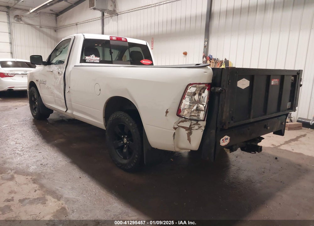 2014 RAM 1500 VIN: 3C6JR7ET1EG132359