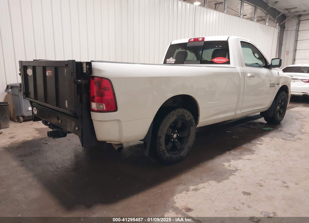 2014 RAM 1500 VIN: 3C6JR7ET1EG132359