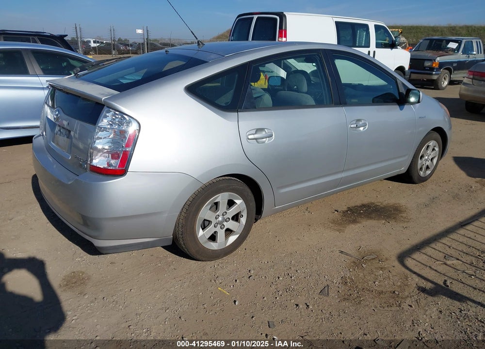 2008 TOYOTA PRIUS VIN: JTDKB20U183384852
