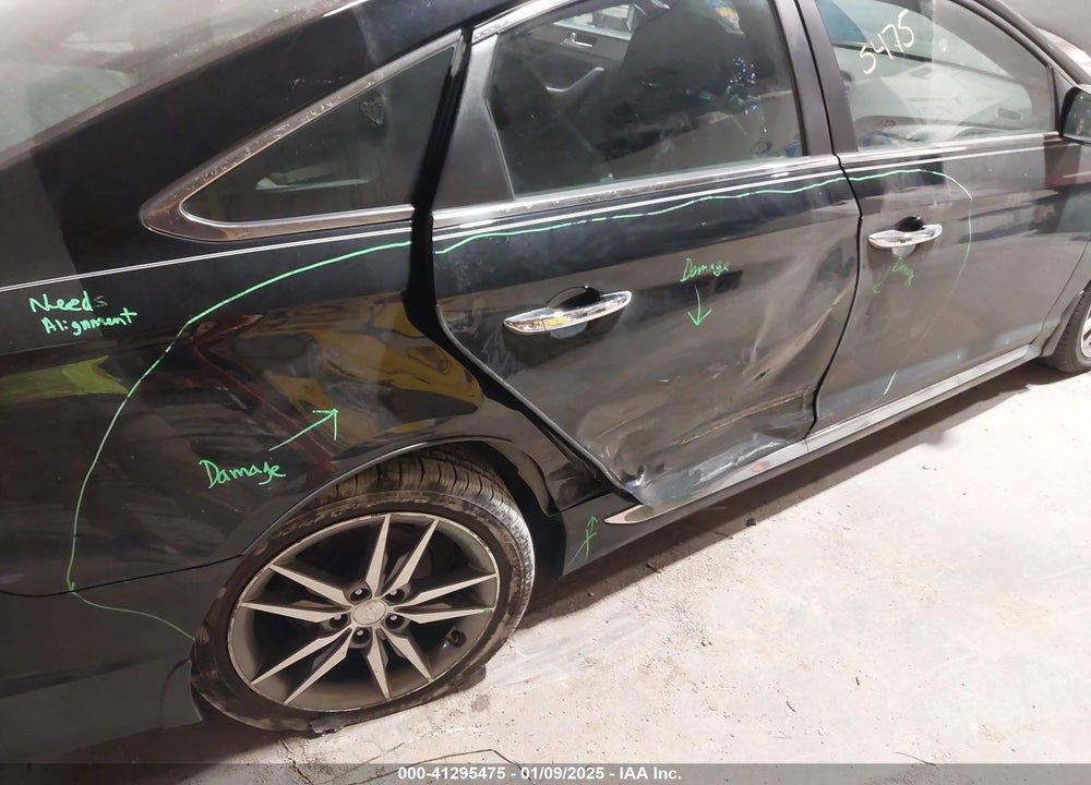 2015 HYUNDAI SONATA SPORT 2.0T VIN: 5NPE34AB3FH156923