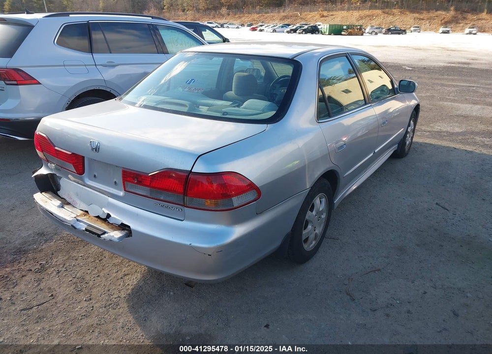 2002 HONDA ACCORD 2.3 EX/2.3 SE VIN: 1HGCG66872A146838