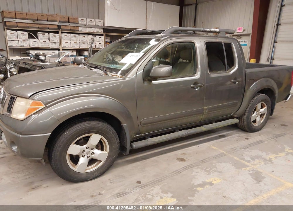 2006 NISSAN FRONTIER LE VIN: 1N6AD07W26C472353
