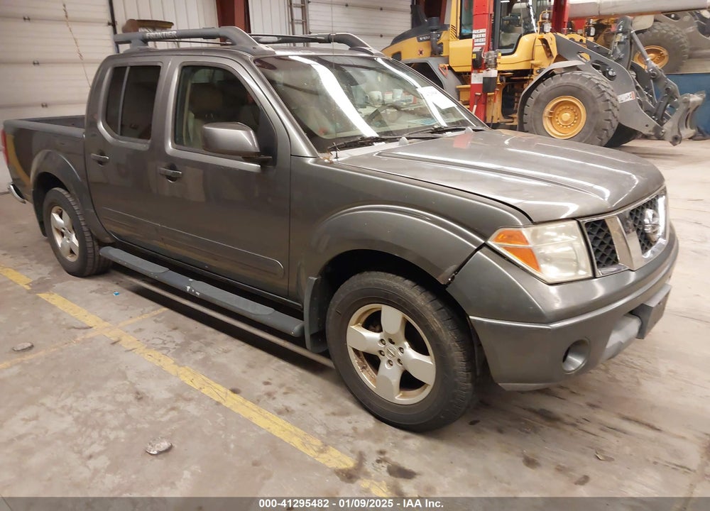 2006 NISSAN FRONTIER LE VIN: 1N6AD07W26C472353