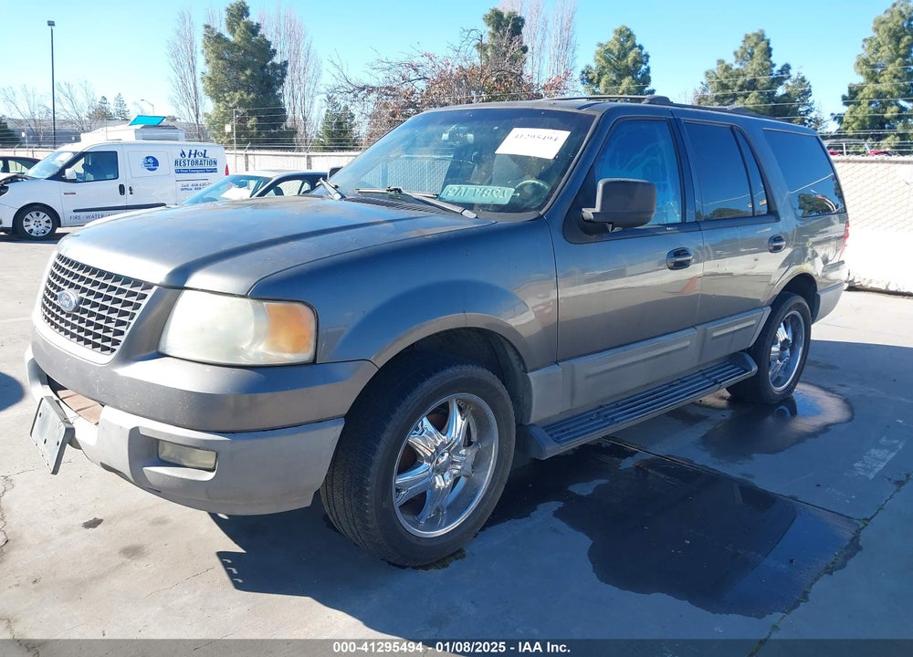 2003 FORD EXPEDITION XLT VIN: 1FMRU15W13LA29181