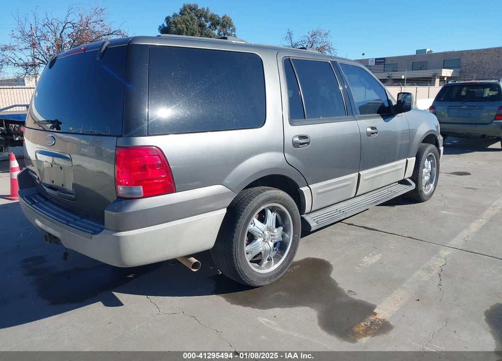 2003 FORD EXPEDITION XLT VIN: 1FMRU15W13LA29181