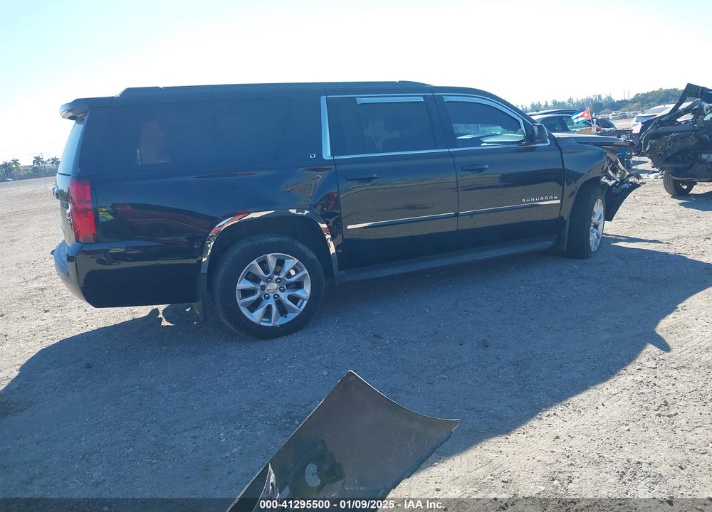 2015 CHEVROLET SUBURBAN 1500 LT VIN: 1GNSCJKC7FR559134