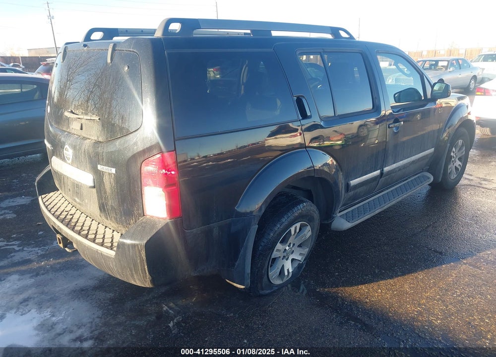 2011 NISSAN PATHFINDER SILVER VIN: 5N1AR1NB7BC603387