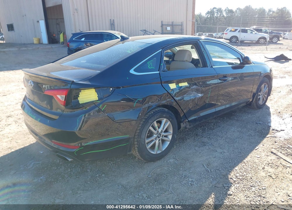 2017 HYUNDAI SONATA VIN: 5NPE24AF7HH563605