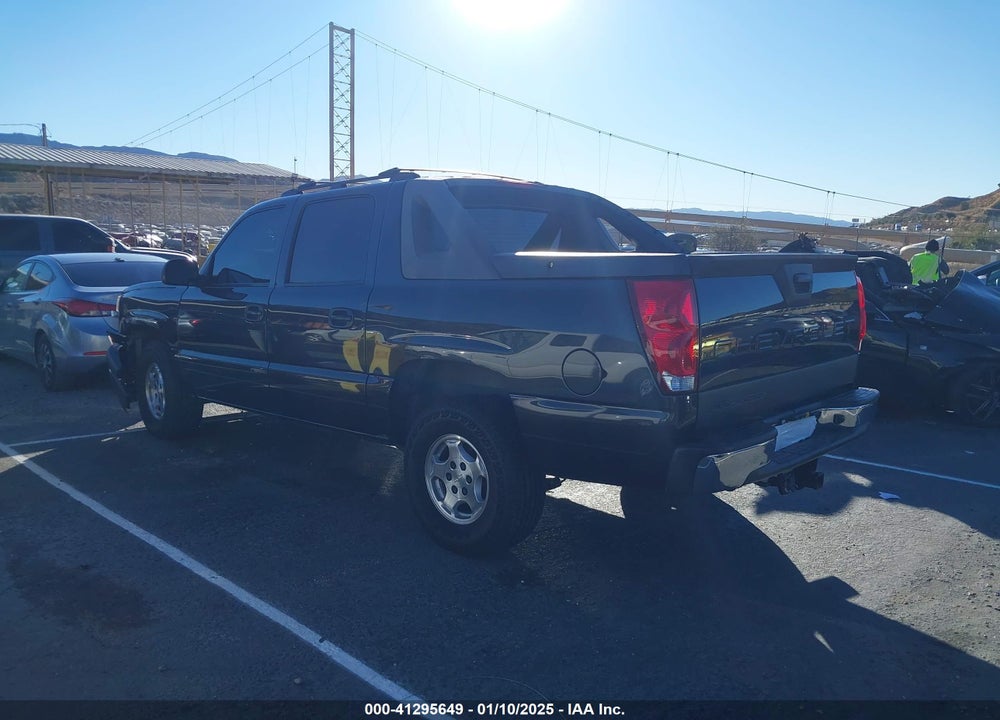 2006 CHEVROLET AVALANCHE 1500 LS VIN: 3GNEC12Z46G202351