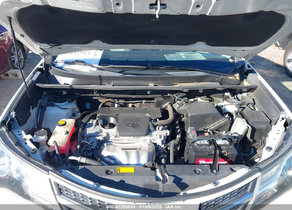 2015 TOYOTA RAV4 XLE VIN: 2T3WFREV4FW171145