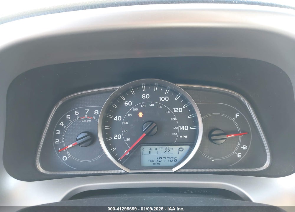 2015 TOYOTA RAV4 XLE VIN: 2T3WFREV4FW171145