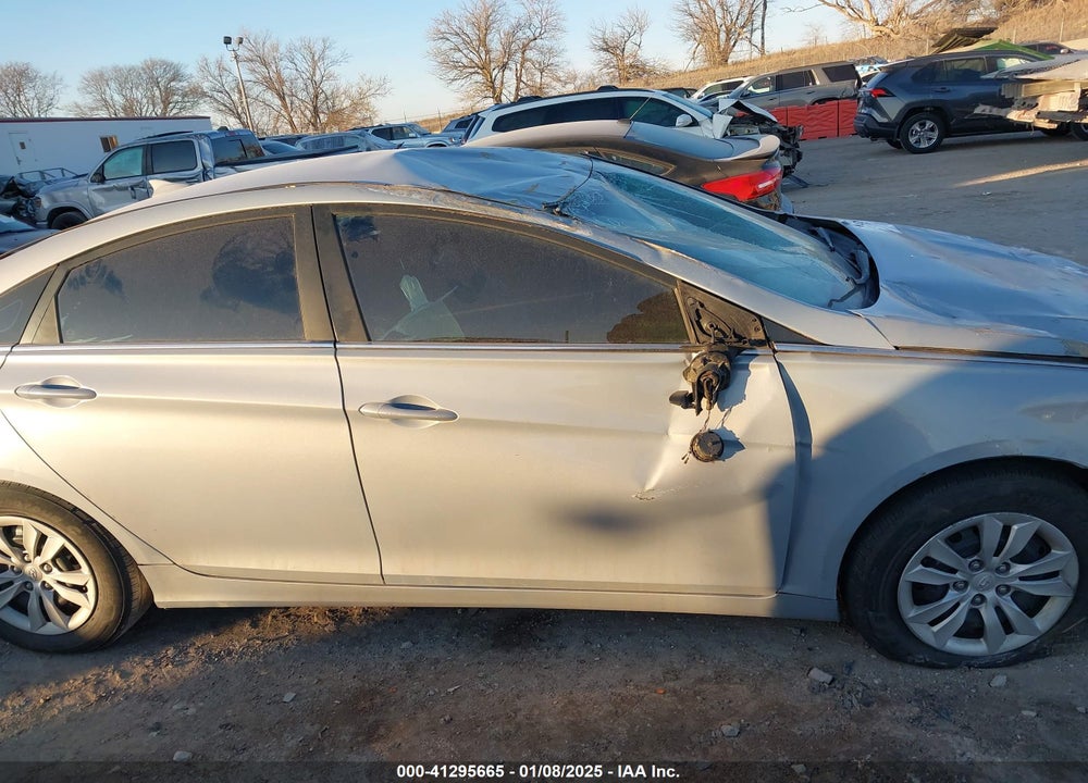 2012 HYUNDAI SONATA GLS VIN: 5NPEB4AC3CH475262