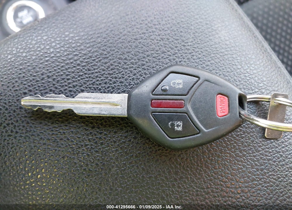 2016 MITSUBISHI OUTLANDER ES VIN: JA4AZ3A30GZ038686
