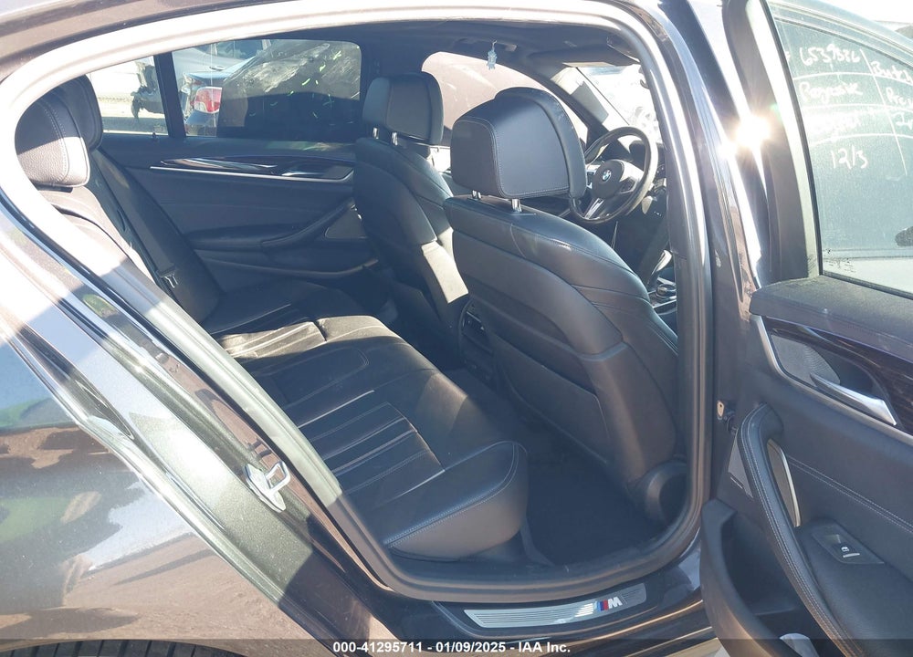 2018 BMW M550I VIN: WBAJB9C57JG463933