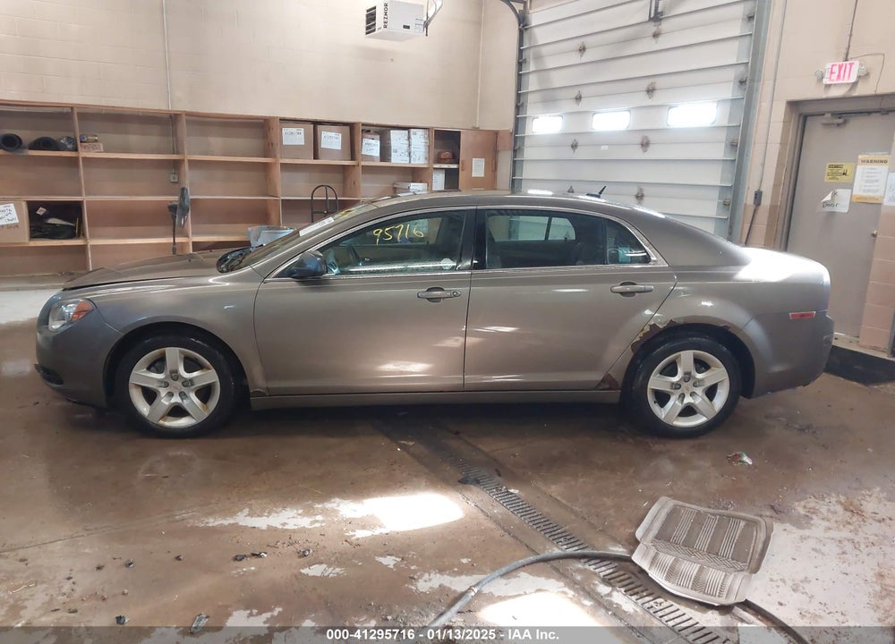 2011 CHEVROLET MALIBU VIN: 1G1ZB5E19BF217913