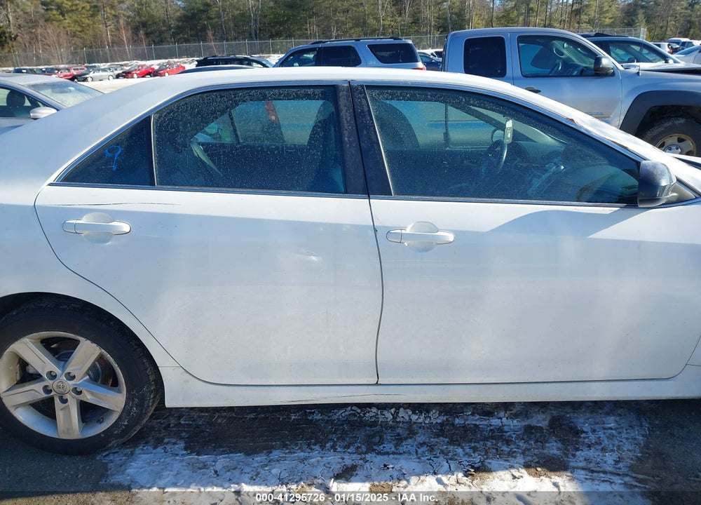 2013 TOYOTA CAMRY SE VIN: 4T1BF1FK5DU288842