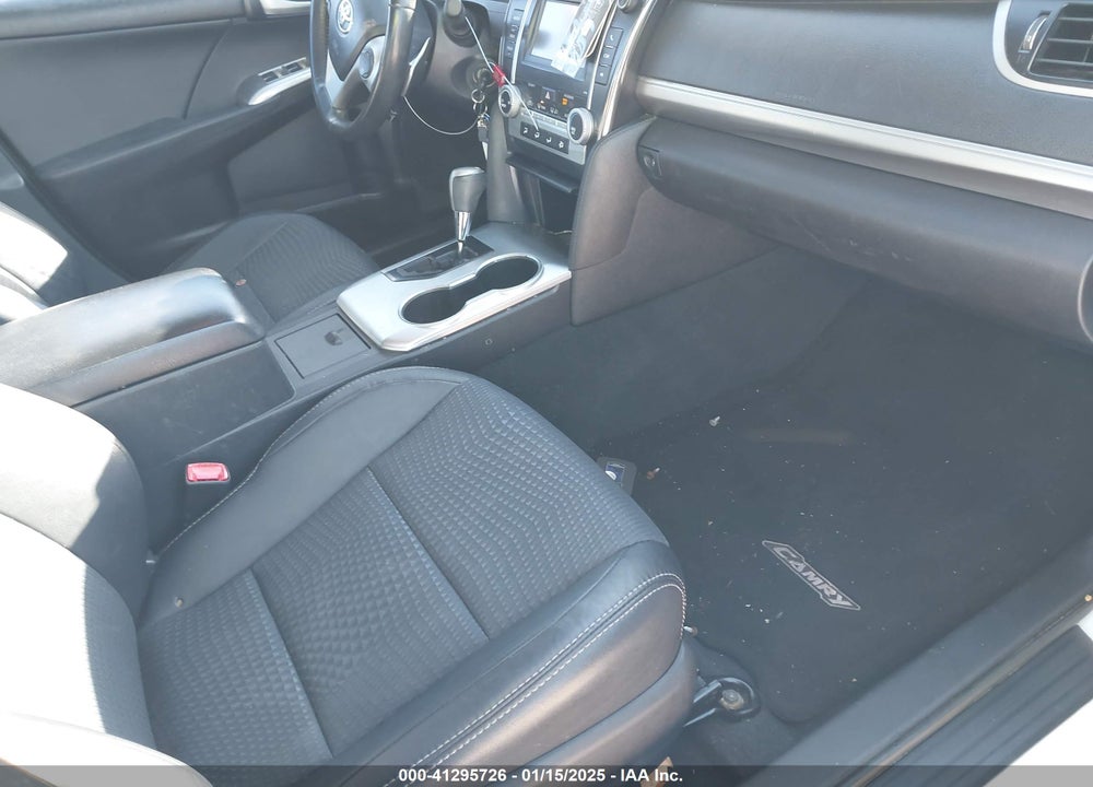 2013 TOYOTA CAMRY SE VIN: 4T1BF1FK5DU288842