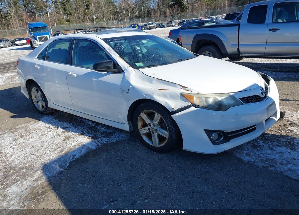 2013 TOYOTA CAMRY SE VIN: 4T1BF1FK5DU288842