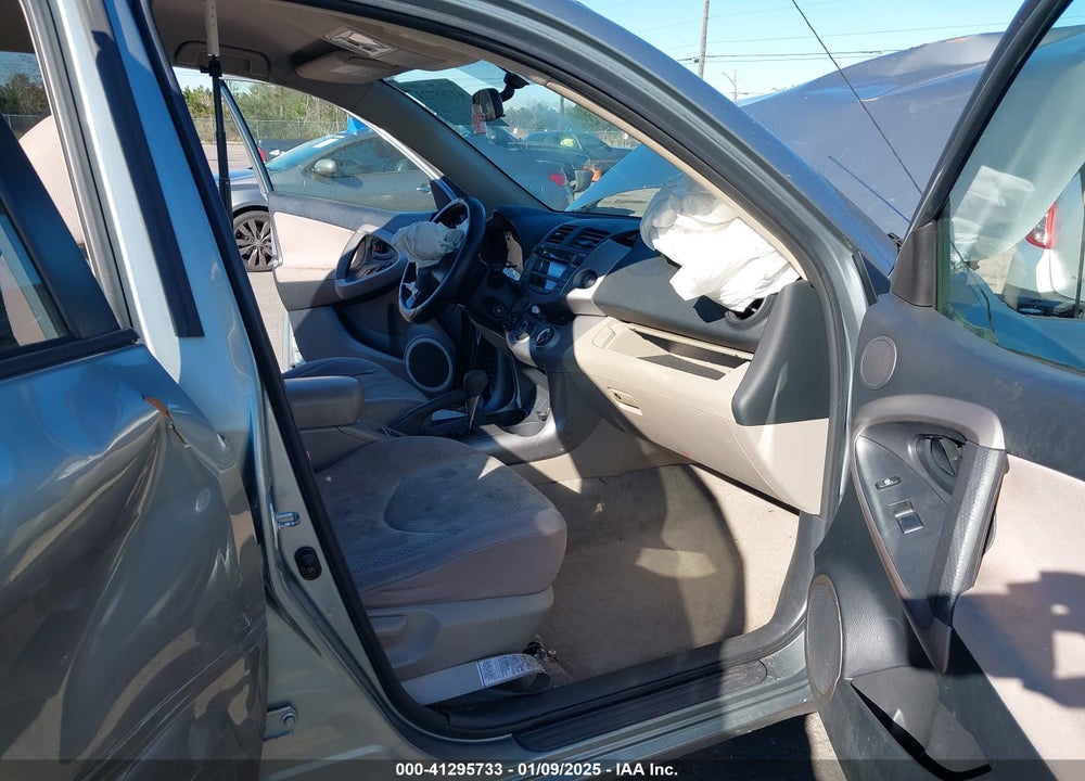 2006 TOYOTA RAV4 VIN: JTMBD33V865008994