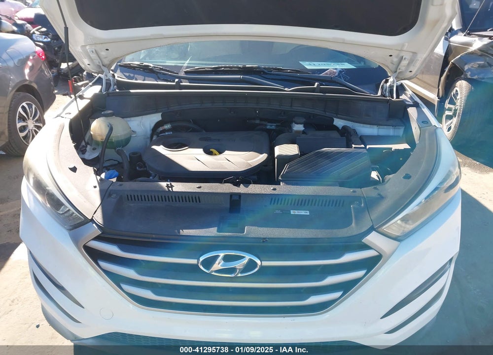 2017 HYUNDAI TUCSON SE VIN: KM8J3CA48HU406509