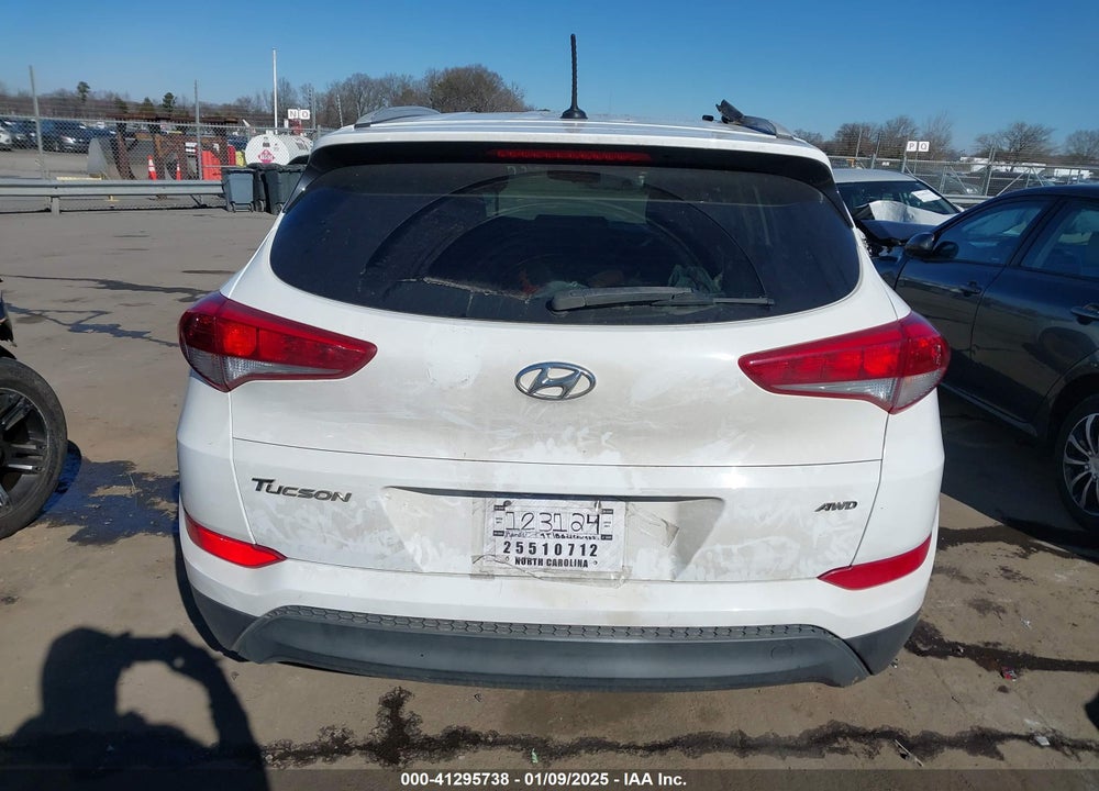 2017 HYUNDAI TUCSON SE VIN: KM8J3CA48HU406509